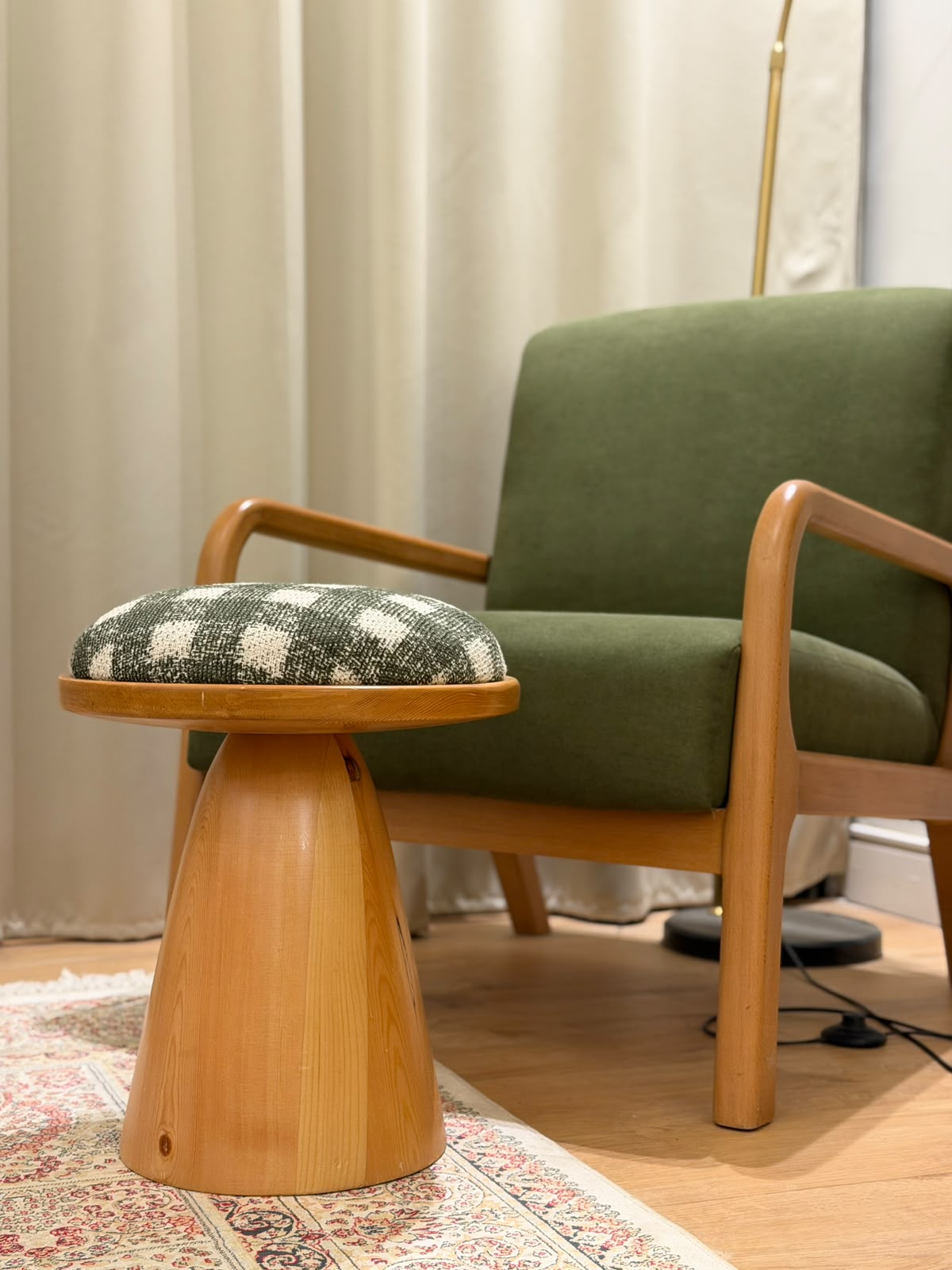 Frame ArmChair